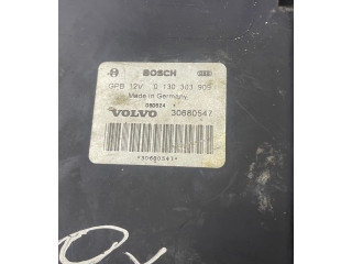 Вентилятор радиатора     0130303909, 30680547    Volvo V70 