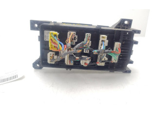 Блок предохранителей 911613E010 KIA Sorento