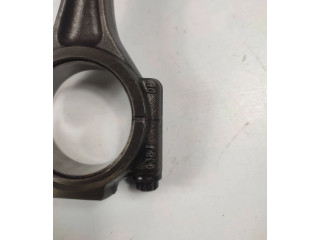  Поршень с шатуном  038J  Volkswagen PASSAT B6  