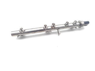 Топливная рампа 7562474, 7537319   BMW 3 E90 E91   для двигателя N43B20A