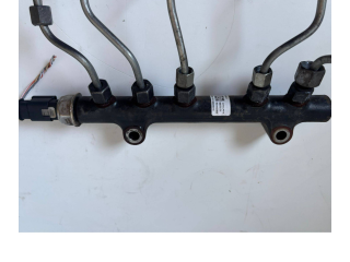 Топливная рампа 9685297580, 94675G01 Peugeot 2008 I