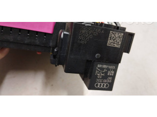 Блок предохранителей Audi A1  2018 -  года 2q0937615a      