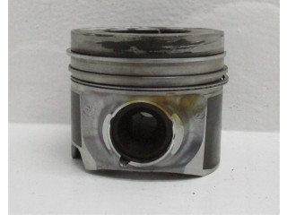 Píst    Audi A8 S8 D4 4H     