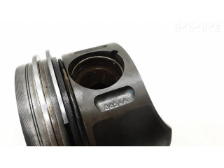 Píst 8854A Mercedes-Benz C AMG W203 pro naftový motor 2.1