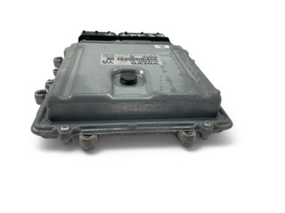 Блок управления двигателем Блок управления 31303095AC, 0281016616   Volvo V70