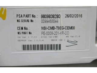 Přístrojová deska Peugeot 308 SW 2016 9809838280