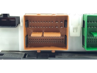 Блок предохранителей NB2161007040001 Ford Galaxy