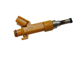 Форсунка 2325036020, 210042612 Lexus IS III XE30 2AR-FSE