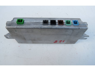 Vstřikovací lišta 31471889, 23352914 Volvo S90, V90