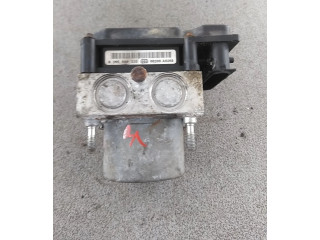 Блок АБС 7701055398, 7701067629 Renault Clio II 1998 - 2001 года