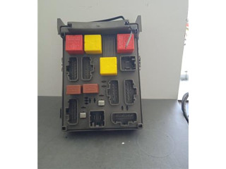 Pojistková skříňka 8200004201E, 8200283817A Renault Vel Satis 2003