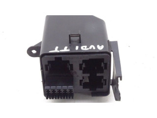 Блок предохранителей  1J0941391C   Audi TT Mk1    