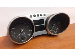 Přístrojová deska Mercedes-Benz R W251 2006 A2515407511, A2514420521