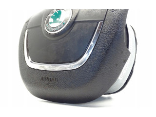 Руль Skoda Octavia Mk2 (1Z) 2004 - 2013 года 1Z0880201AQ