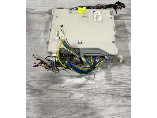 Pojistková skříňka 8273030282, 701080077 Lexus GS 300 350 430 450H 2007