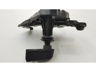 Моторчик заднего дворника 9678423580A Peugeot 2008 I