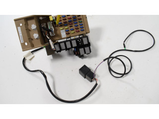 Блок предохранителей  82201FG000   Subaru Forester SH    