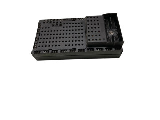 Блок предохранителей  08696040   Volvo V70    