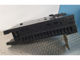 Pojistková skříňka 2035452401 Mercedes-Benz C W203