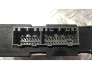 Блок управления mr238029 Mitsubishi Carisma