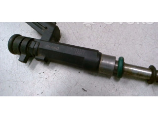 Vstřikovač Nissan Juke I F15