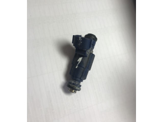 Vstřikovač 353102B000 Hyundai i30 pro benzínový motor 1.6