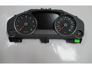 Přístrojová deska Volkswagen Touareg II 2011 7P6920982M