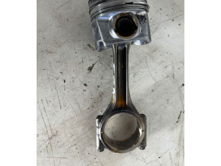  Поршень с шатуном  81L155  Skoda Superb B6 (3T)  