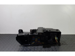 Блок предохранителей 9494210   Volvo S80