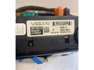 Блок предохранителей 30728512, 28017881 Volvo V70