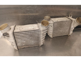 Интеркулер  8L9145806B   Audi TT Mk1 