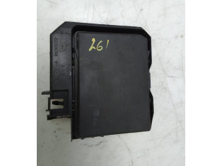 Блок предохранителей 284b71965r   Dacia Sandero    