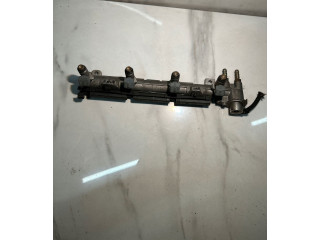 Топливная рампа 036133319AK   Volkswagen Golf IV  