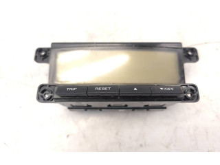 Дисплей    957101H100   KIA Ceed