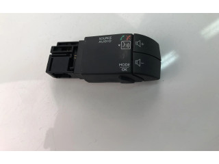 Подрулевой переключатель 8200850420 Dacia Sandero