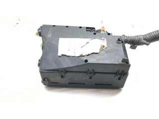 Блок предохранителей  AV6T14A142AB, 21184   Ford Focus    