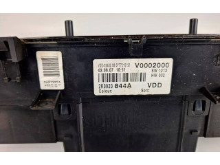 Přístrojová deska Volkswagen Caddy 2008 2K0920844A