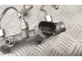 Топливная рампа 51810267, 51984359 Alfa Romeo Giulietta для двигателя 940A4000