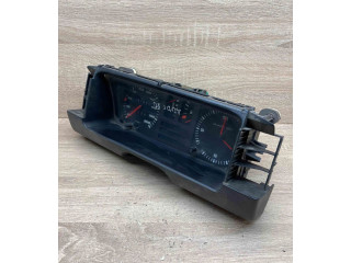 Přístrojová deska Audi 80 90 B2 1978 811919036A, 81117331