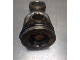 Поршень с шатуном BH02 BH02 Peugeot Partner