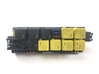 Pojistková skříňka 05045117, A2305454632 Mercedes-Benz SL R230 2003