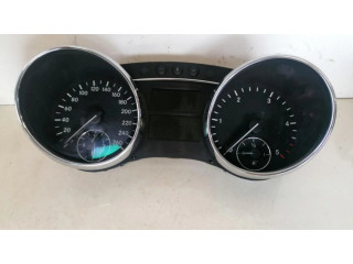 Панель приборов a2515408147, a2c53140237  a2515403311   Mercedes-Benz R W251       