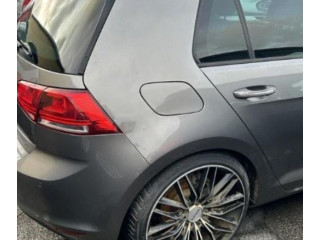 Генератор 04E903015P   Volkswagen Golf VII      