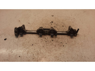 Топливная рампа 95WF9D280BA Ford Galaxy 2.0