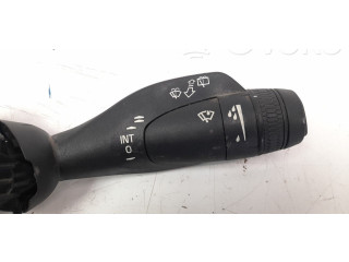 Ручка стеклоочистителей 31674103   Volvo V60