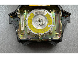 Подушка безопасности водителя MR721287 Mitsubishi Pajero