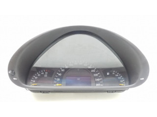 Přístrojová deska Mercedes-Benz C W203 2001 A2035403911