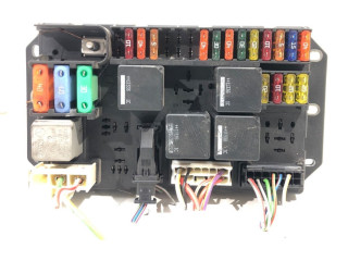 Блок предохранителей AW93-14A073-BC Jaguar XJ X351