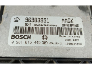 Блок управления двигателя 96983951, 0281015445   Chevrolet Cruze