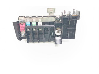 Блок предохранителей A2465401350   Mercedes-Benz A W176    